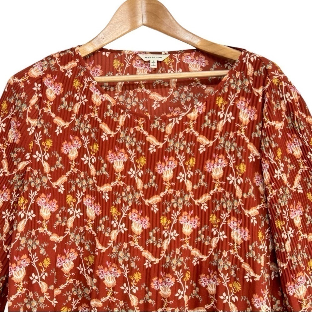 Max Studio Boho Floral Blouse Size Large Faux Pleated On Top With Bell Sleeve - Picture 3 of 5